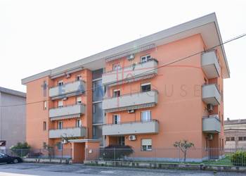 ATTICO di 4 locali più servizi
